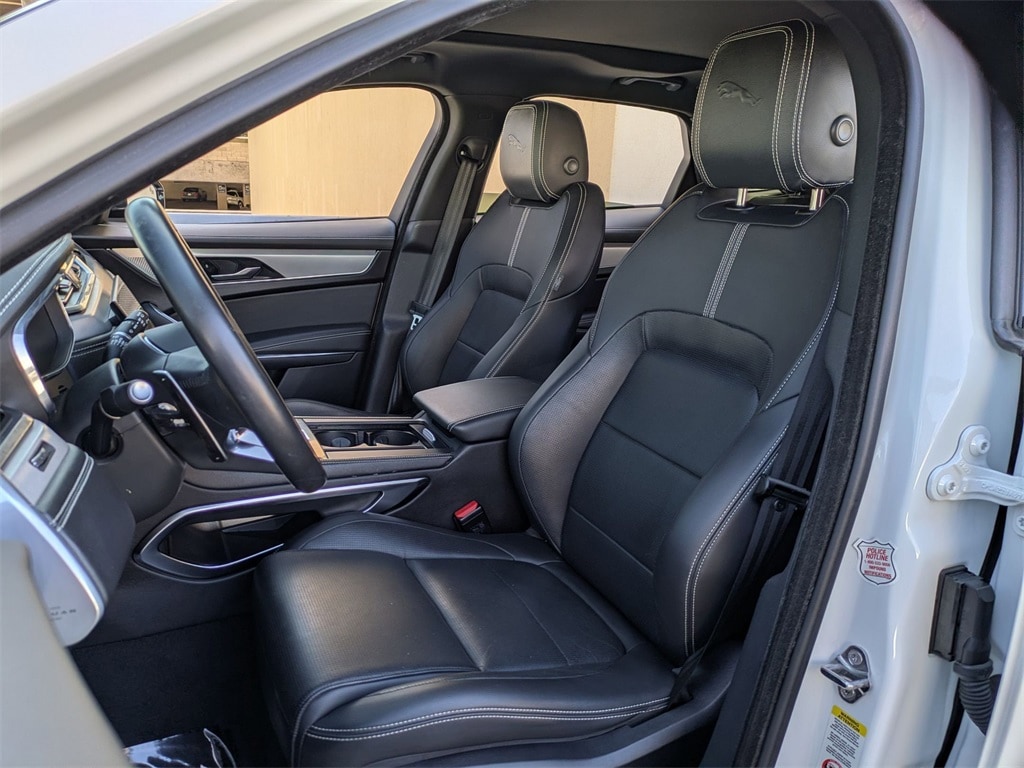 Thumbnail: 2024 Jaguar F-Pace - 23