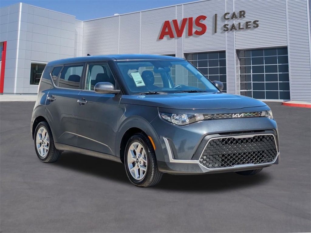 Thumbnail: 2023 Kia Soul - 3