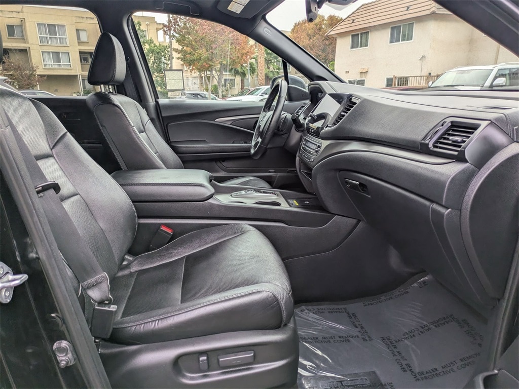 Thumbnail: 2024 Honda Passport - 32