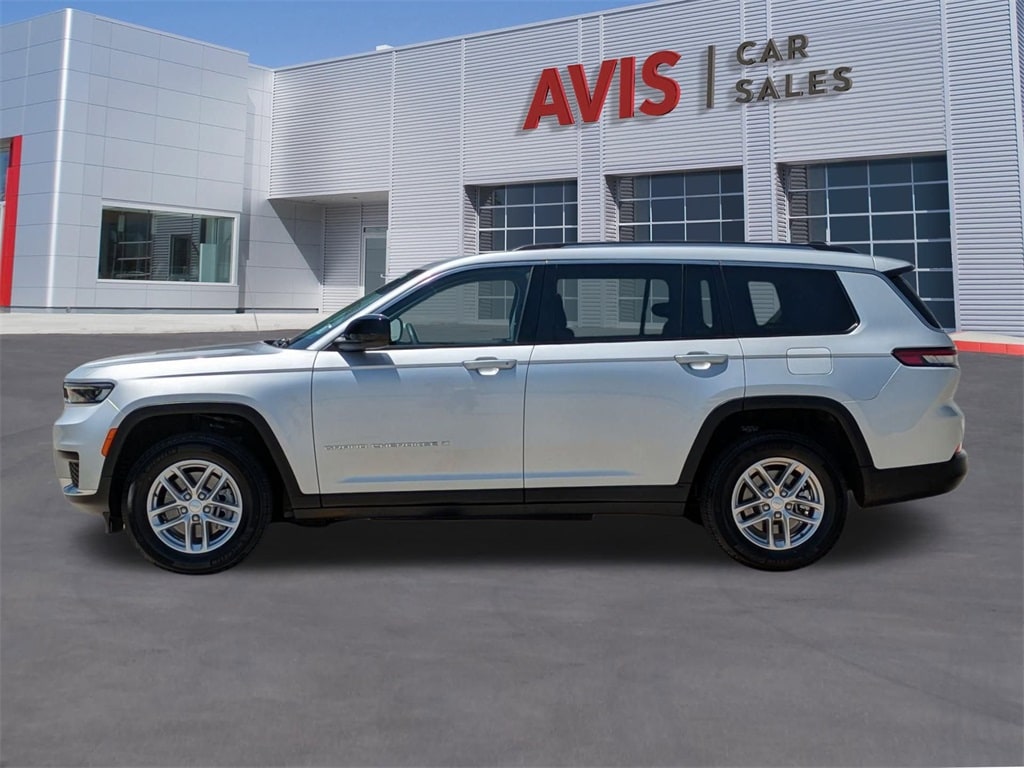 2023 Jeep Grand Cherokee Laredo 10