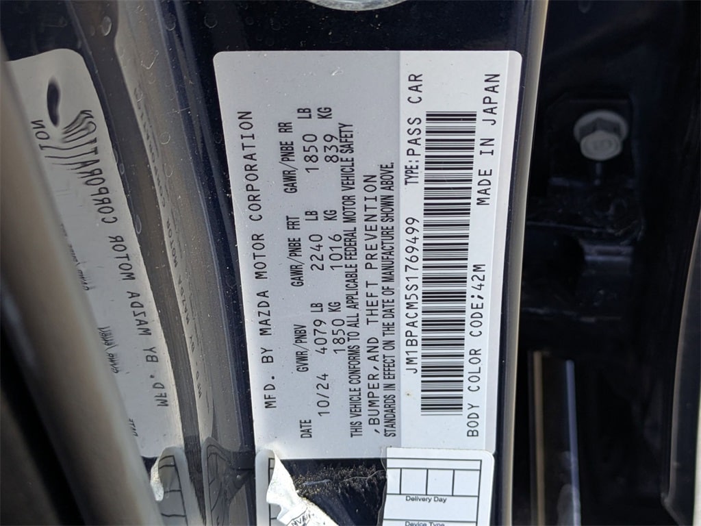 Thumbnail: 2025 Mazda Mazda3 - 32