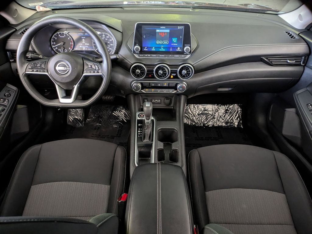 Thumbnail: 2025 Nissan Sentra - 25