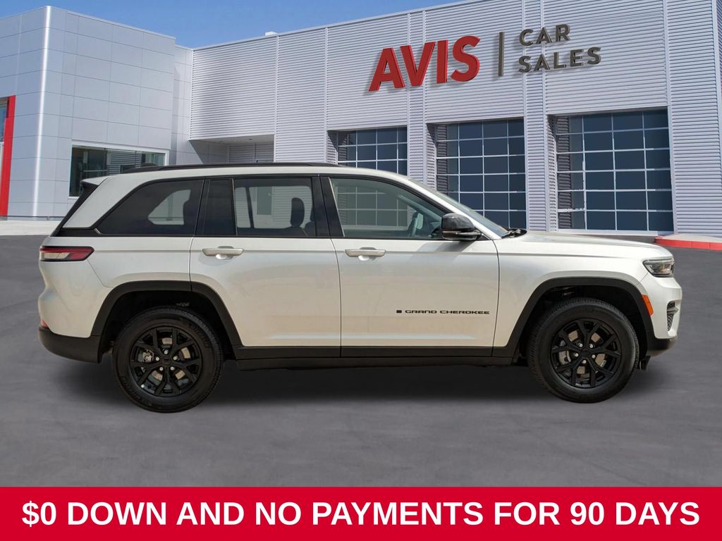 Thumbnail: 2025 Jeep Grand Cherokee - 5