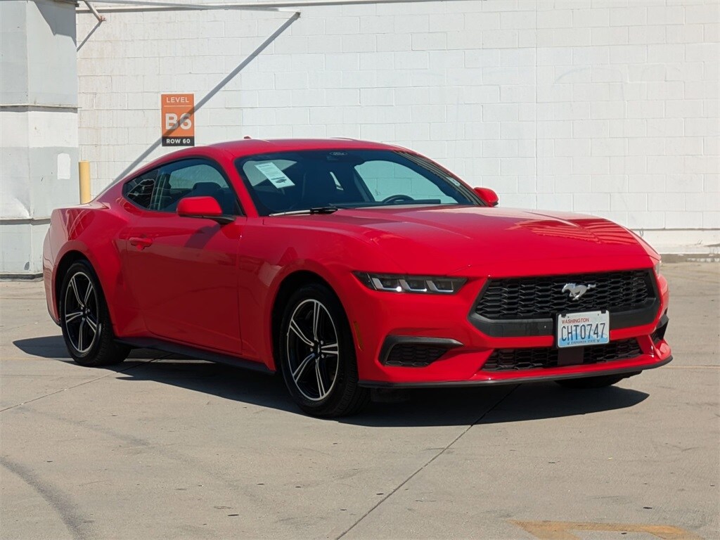 2024 Ford Mustang EcoBoost photo 3