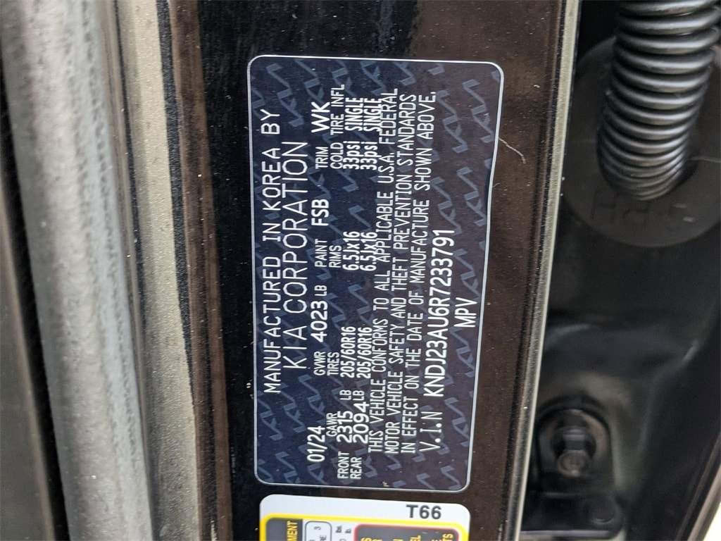 Thumbnail: 2024 Kia Soul - 32