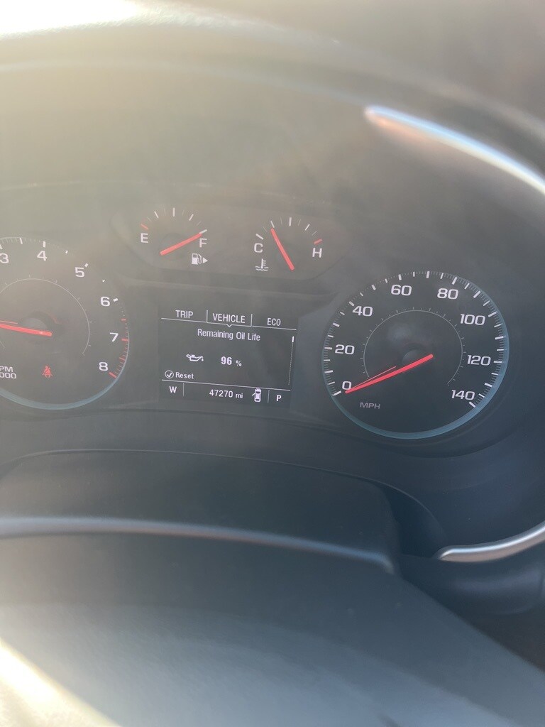 2024 Chevrolet Malibu 1LT photo 2