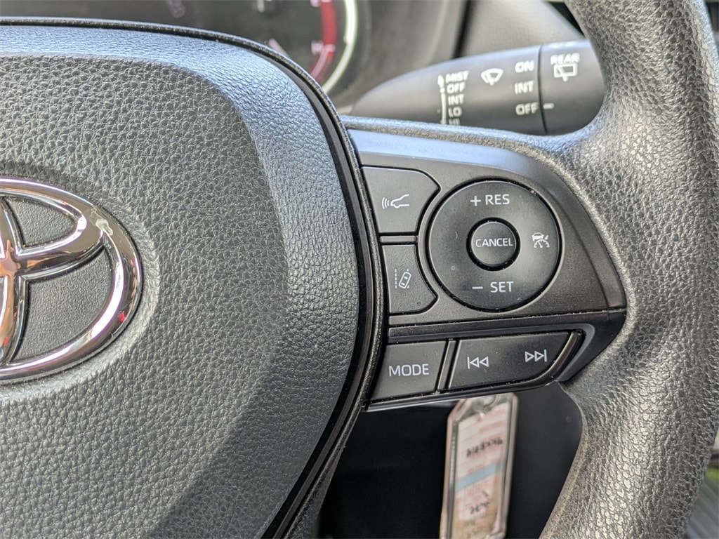 Thumbnail: 2024 Toyota RAV4 - 21