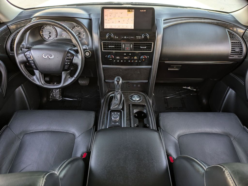 Thumbnail: 2024 INFINITI QX80 - 25