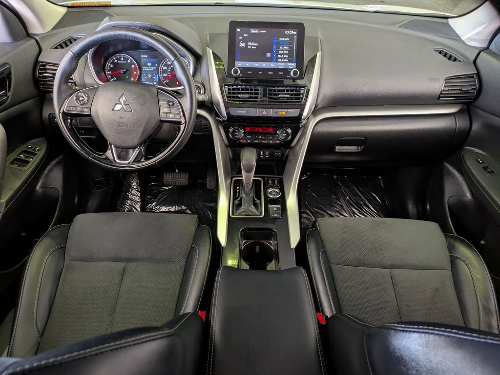 Thumbnail: 2025 Mitsubishi Eclipse Cross - 25