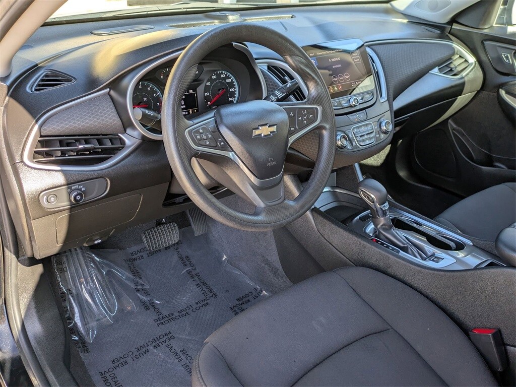 Thumbnail: 2023 Chevrolet Malibu - 14