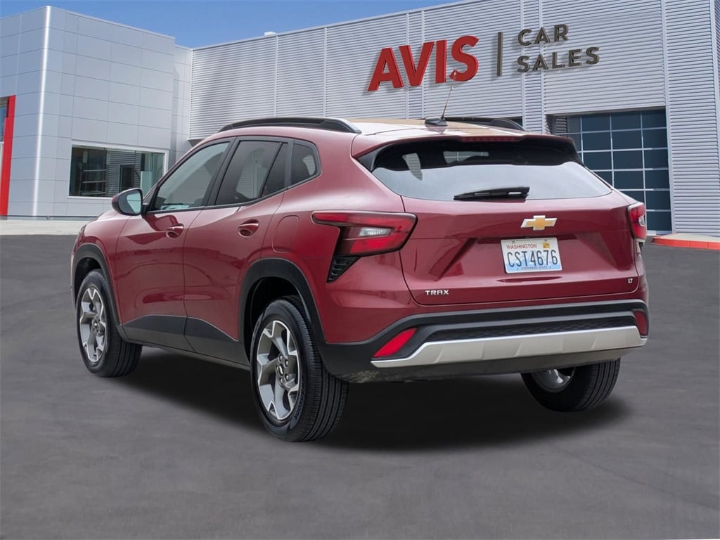 Thumbnail: 2025 Chevrolet Trax - 9