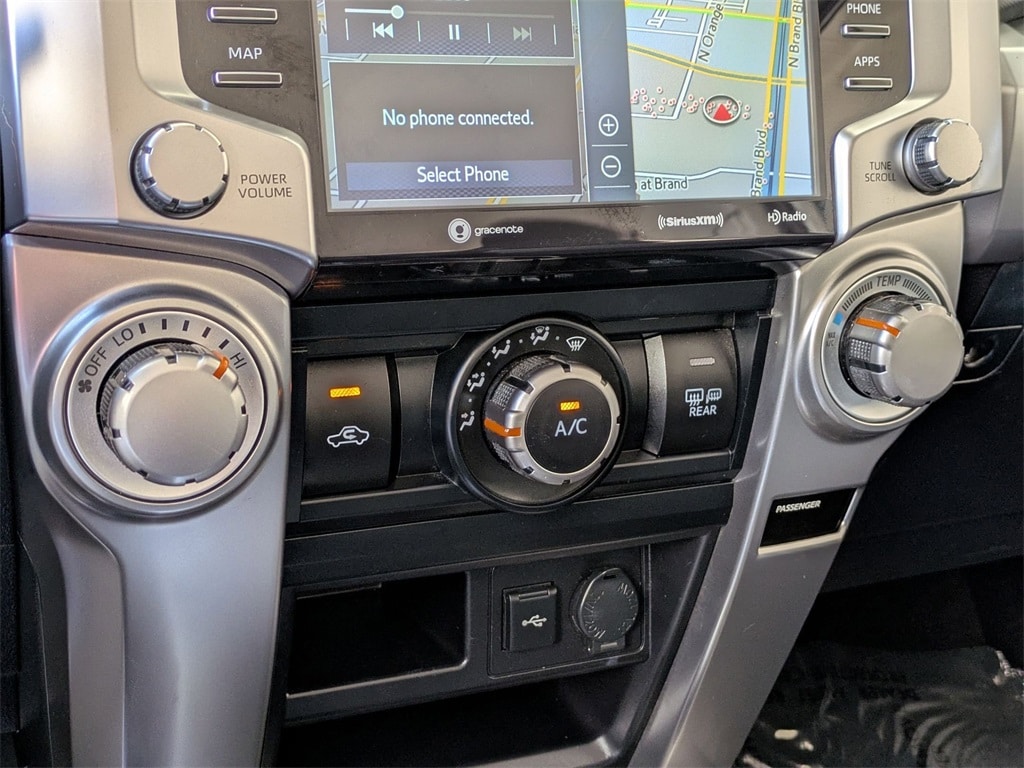 Thumbnail: 2024 Toyota 4Runner - 17