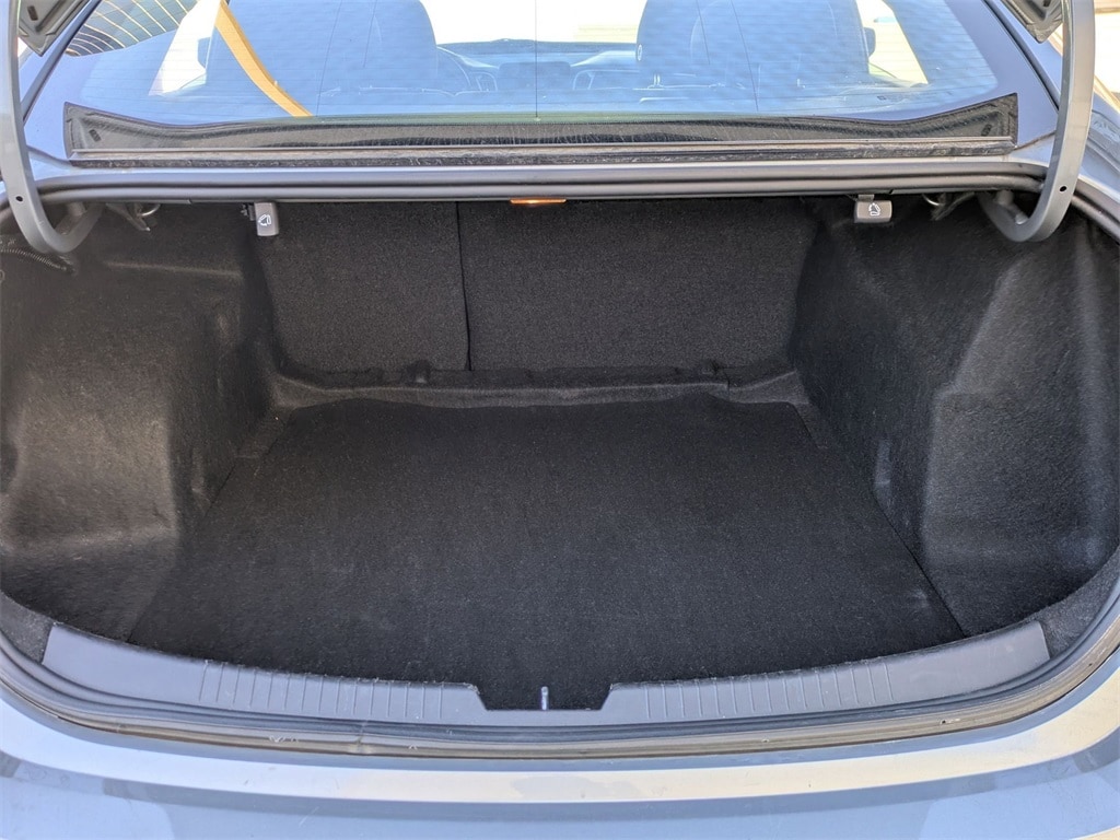 Thumbnail: 2023 Chevrolet Malibu - 26