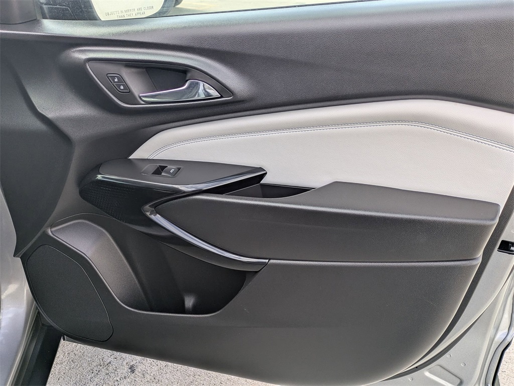 Thumbnail: 2025 Chevrolet Trax - 33