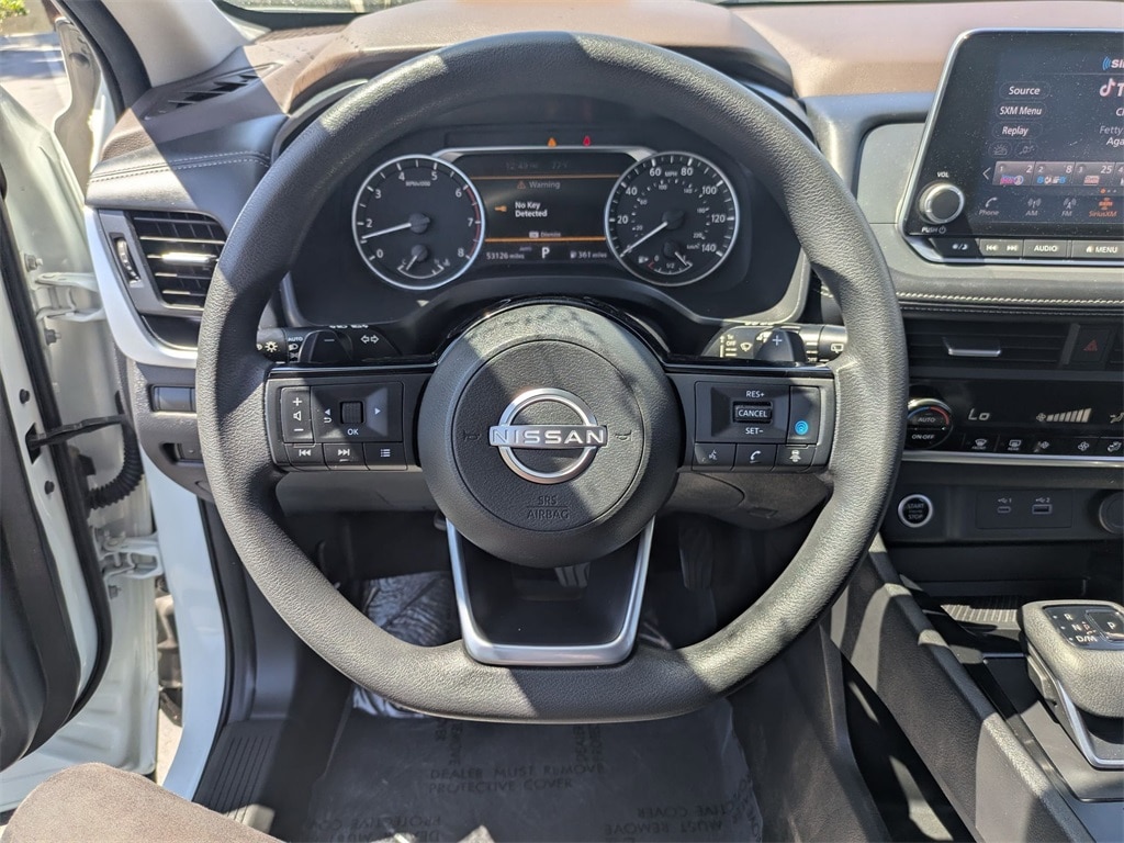 2023 Nissan Rogue SV 18