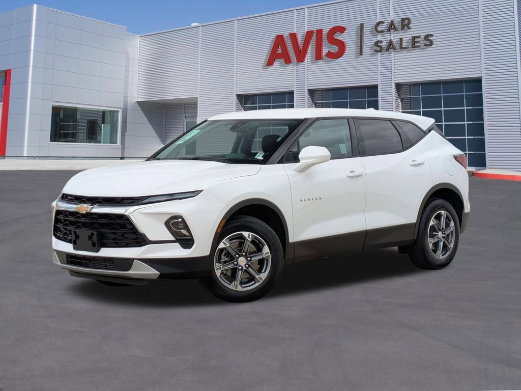 2025 Chevrolet Blazer 2.0T 2LT AWD's photo