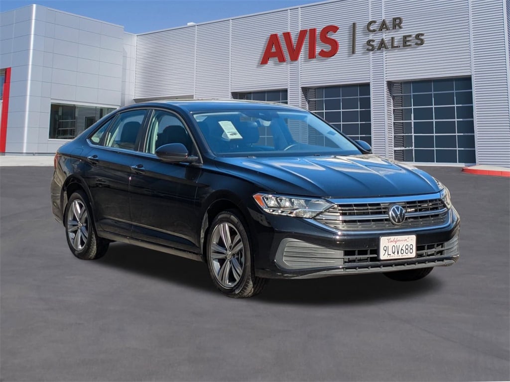 Thumbnail: 2024 Volkswagen Jetta - 3