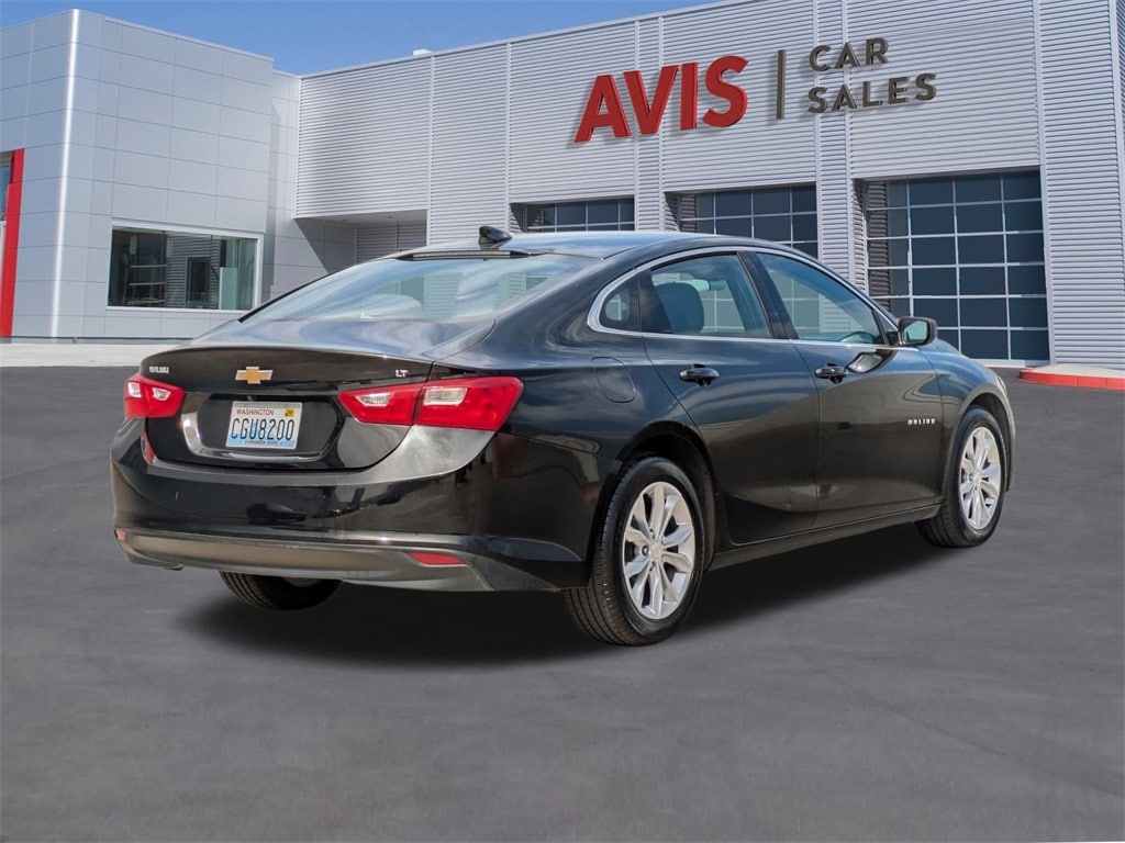 Thumbnail: 2023 Chevrolet Malibu - 6