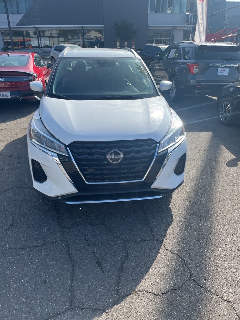 Thumbnail: 2024 Nissan Kicks - 2