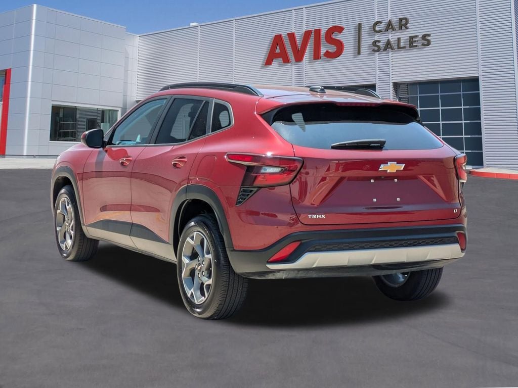Thumbnail: 2025 Chevrolet Trax - 9