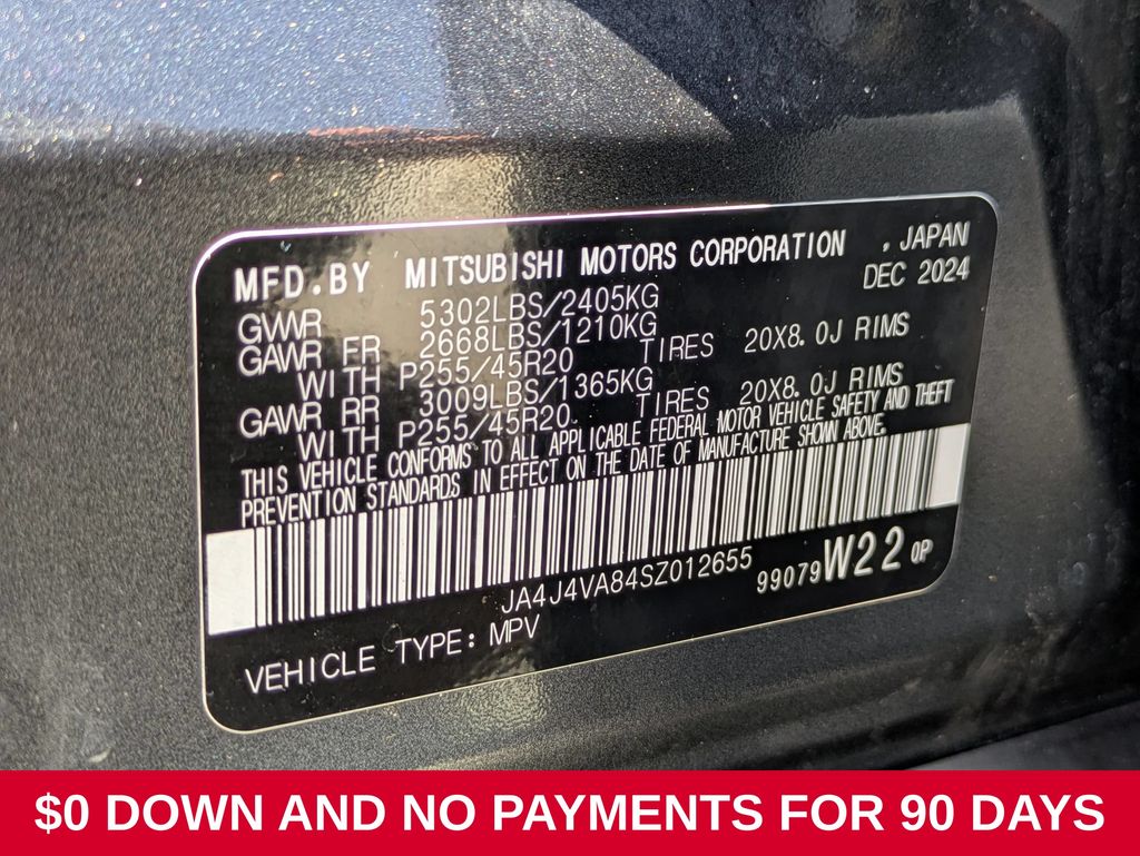 Thumbnail: 2025 Mitsubishi Outlander - 32