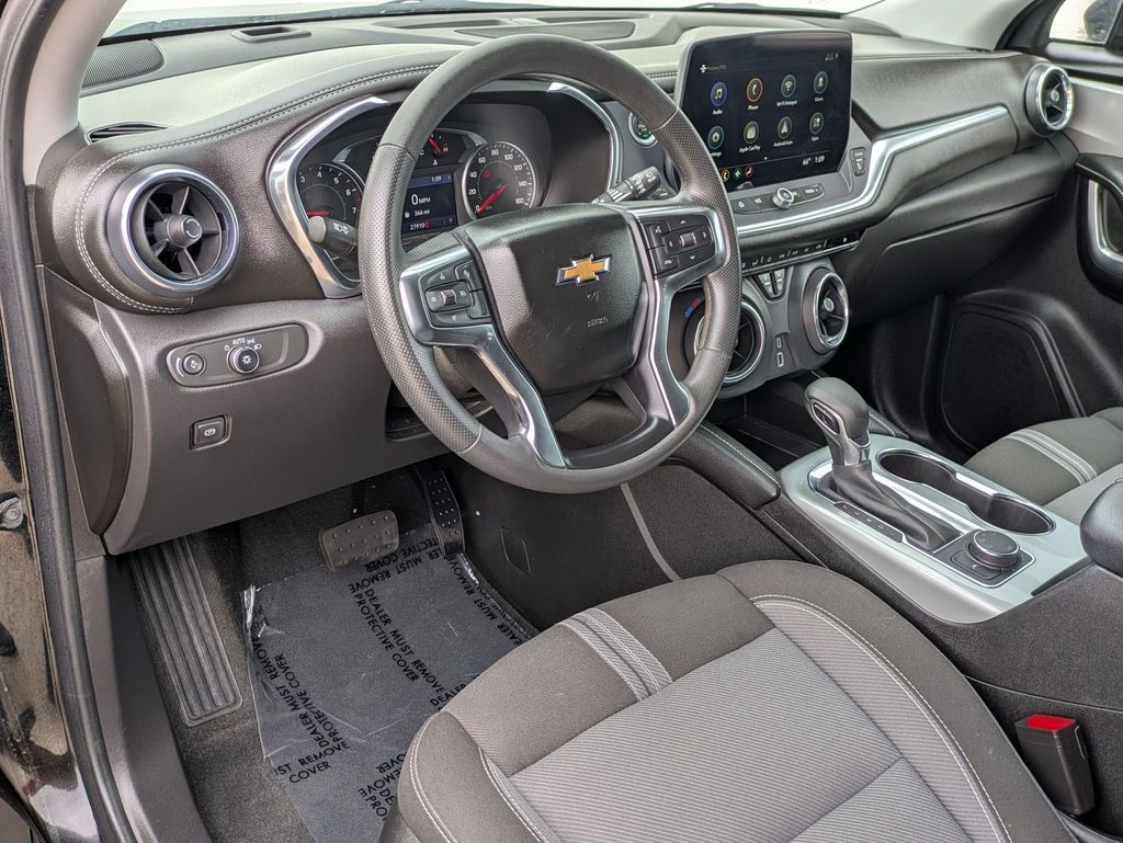 Thumbnail: 2025 Chevrolet Blazer - 14