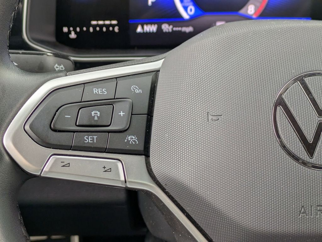 Thumbnail: 2025 Volkswagen Jetta - 20