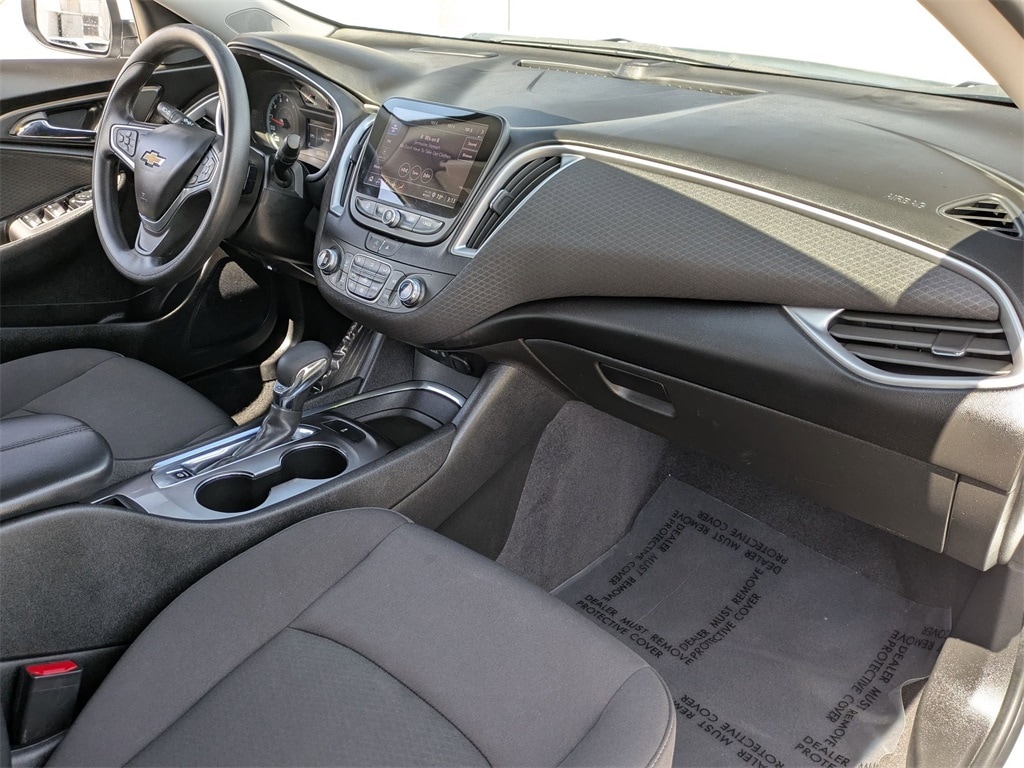 Thumbnail: 2023 Chevrolet Malibu - 29