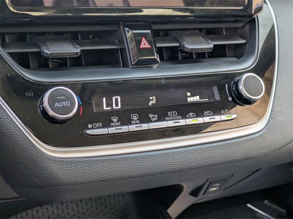 Thumbnail: 2025 Toyota Corolla - 17