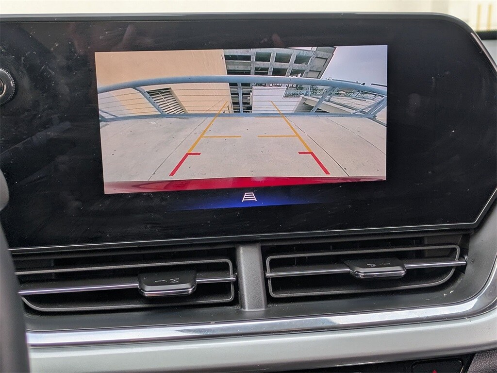 Thumbnail: 2025 Chevrolet Trax - 16