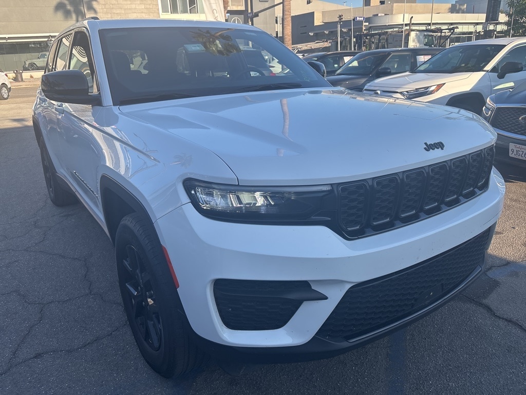 Thumbnail: 2024 Jeep Grand Cherokee - 5