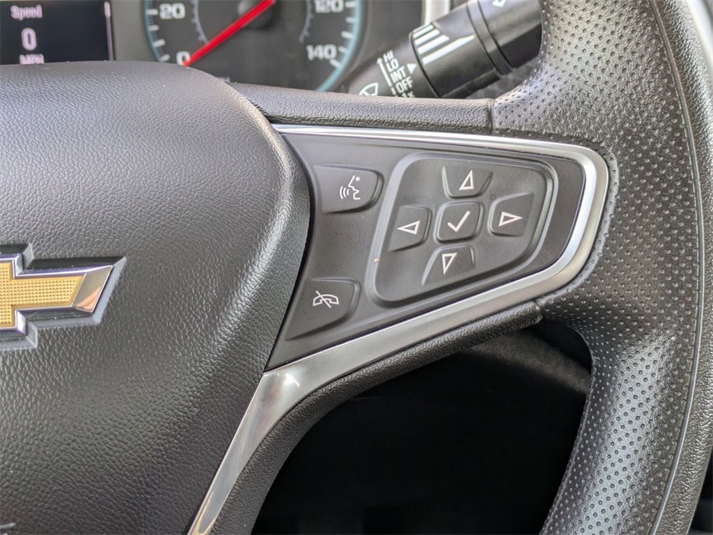 Thumbnail: 2023 Chevrolet Malibu - 21