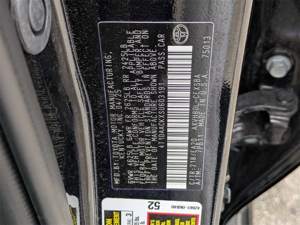 Thumbnail: 2025 Toyota Camry - 32