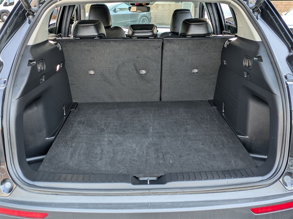 Thumbnail: 2025 Mazda CX-50 - 25