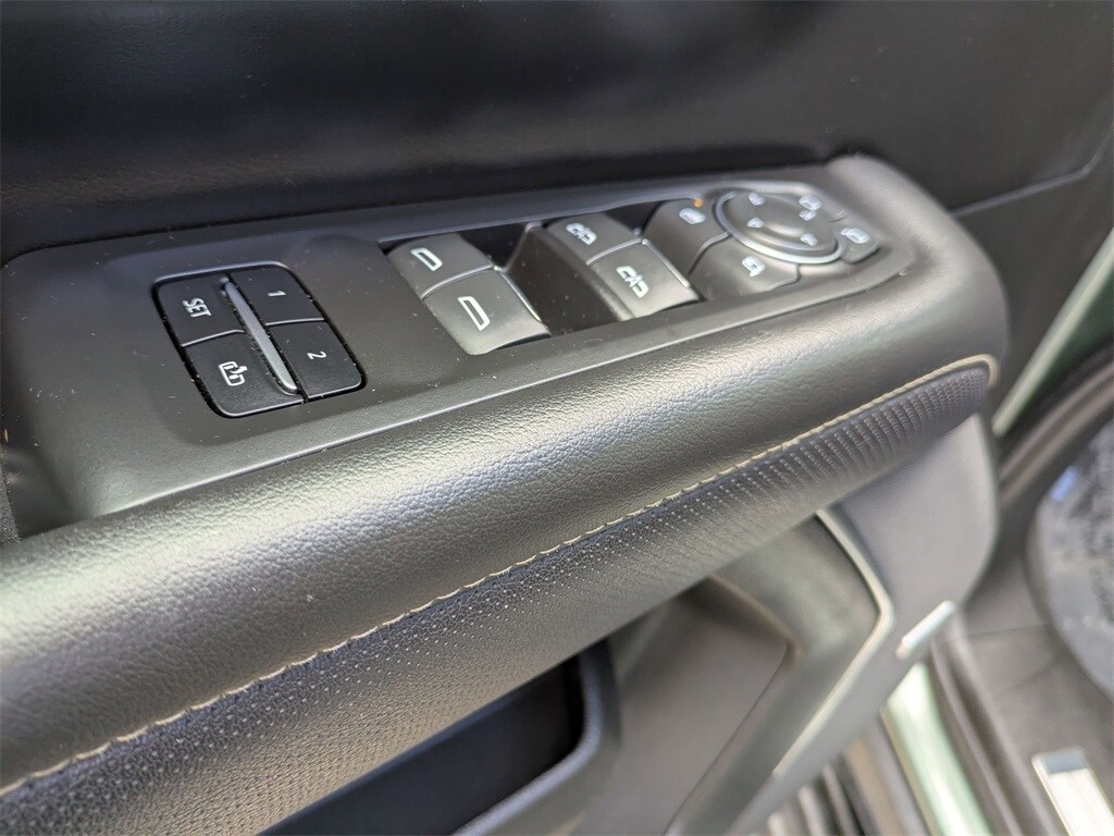 Thumbnail: 2023 Chevrolet Tahoe - 13