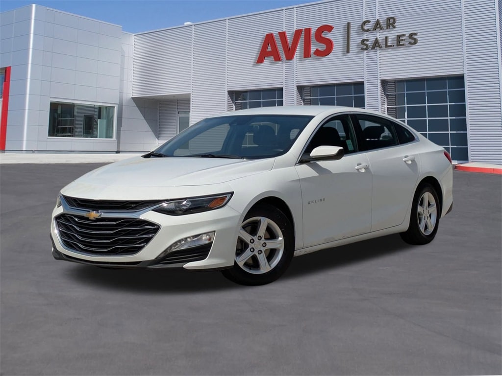 Thumbnail: 2023 Chevrolet Malibu - 1