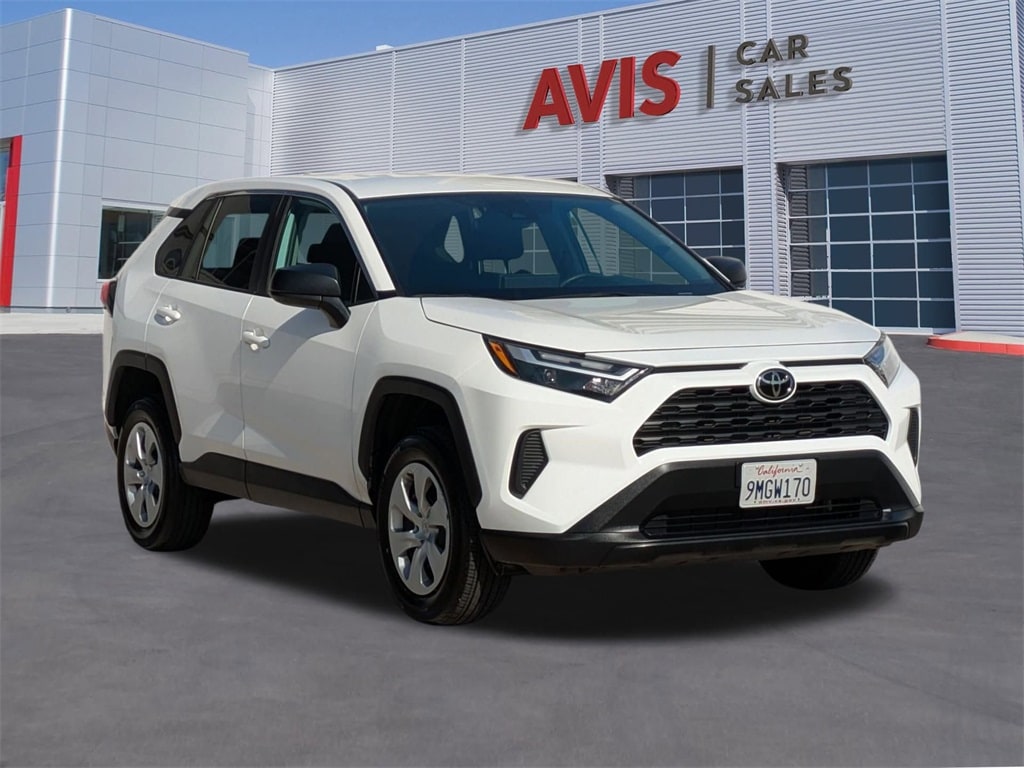 Thumbnail: 2024 Toyota RAV4 - 3
