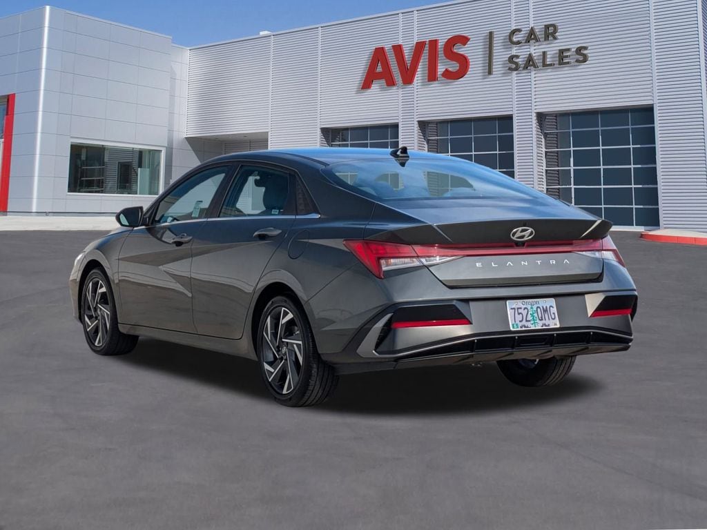 Thumbnail: 2025 Hyundai Elantra - 9