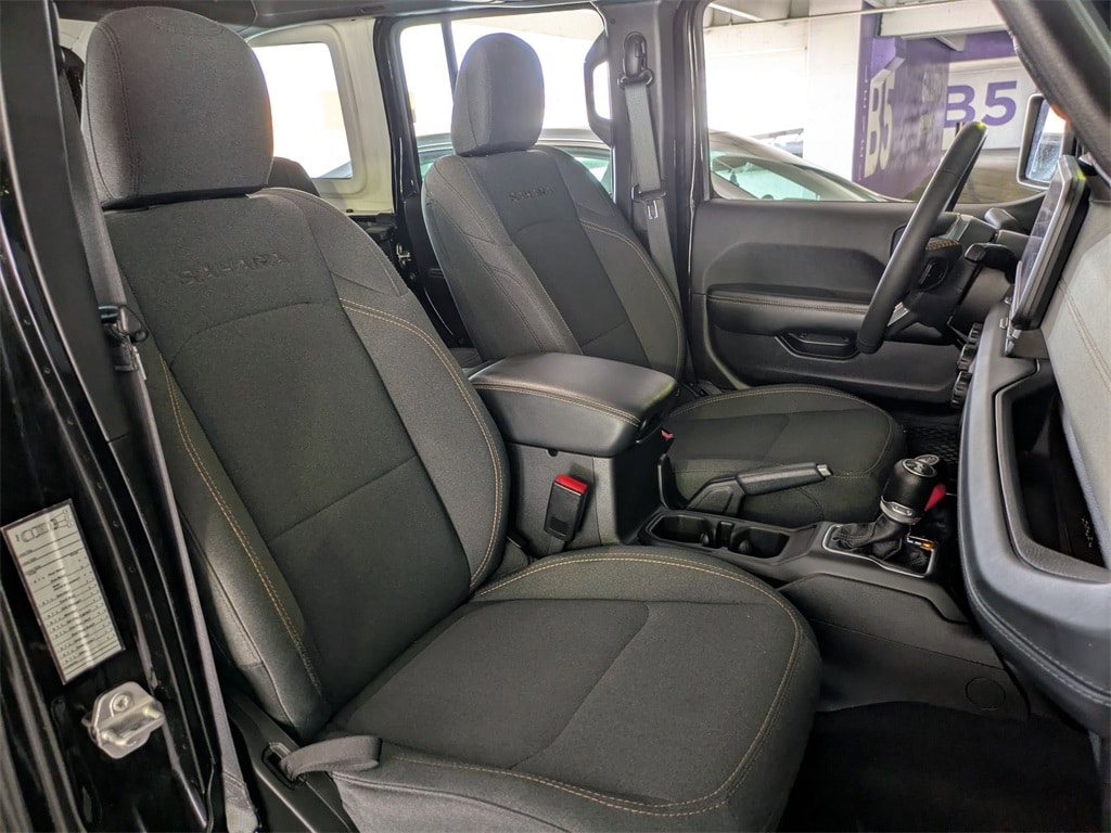 Thumbnail: 2024 Jeep Wrangler - 28