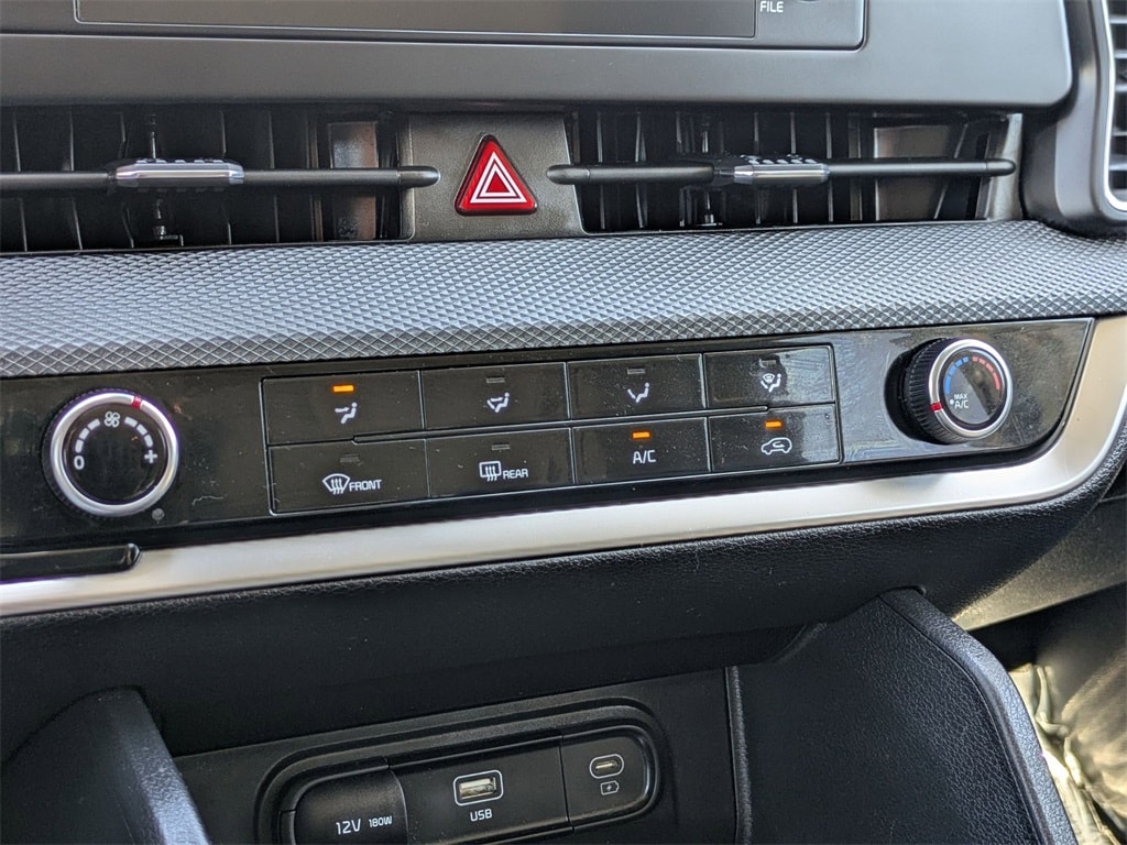 Thumbnail: 2024 Kia Sportage - 17