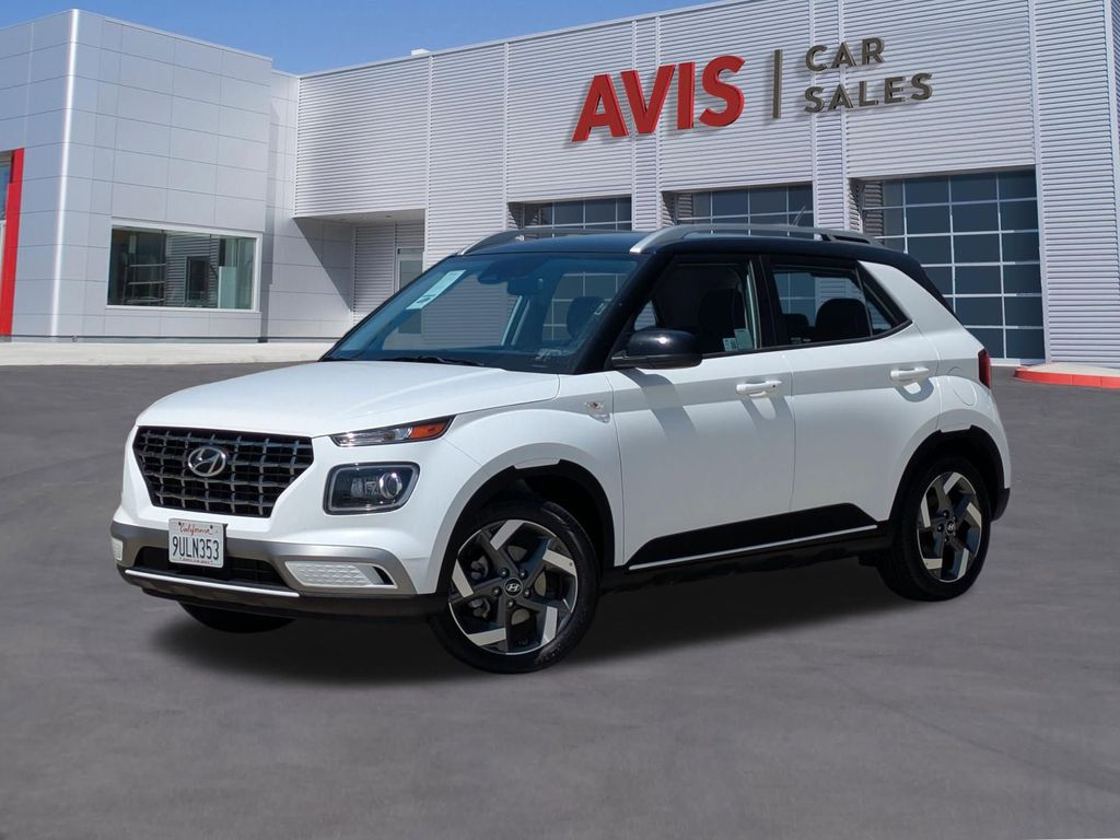 2025 Hyundai Venue Limited IVT's photo
