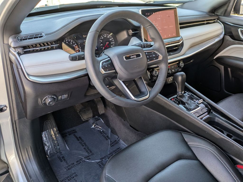 Thumbnail: 2025 Jeep Compass - 14