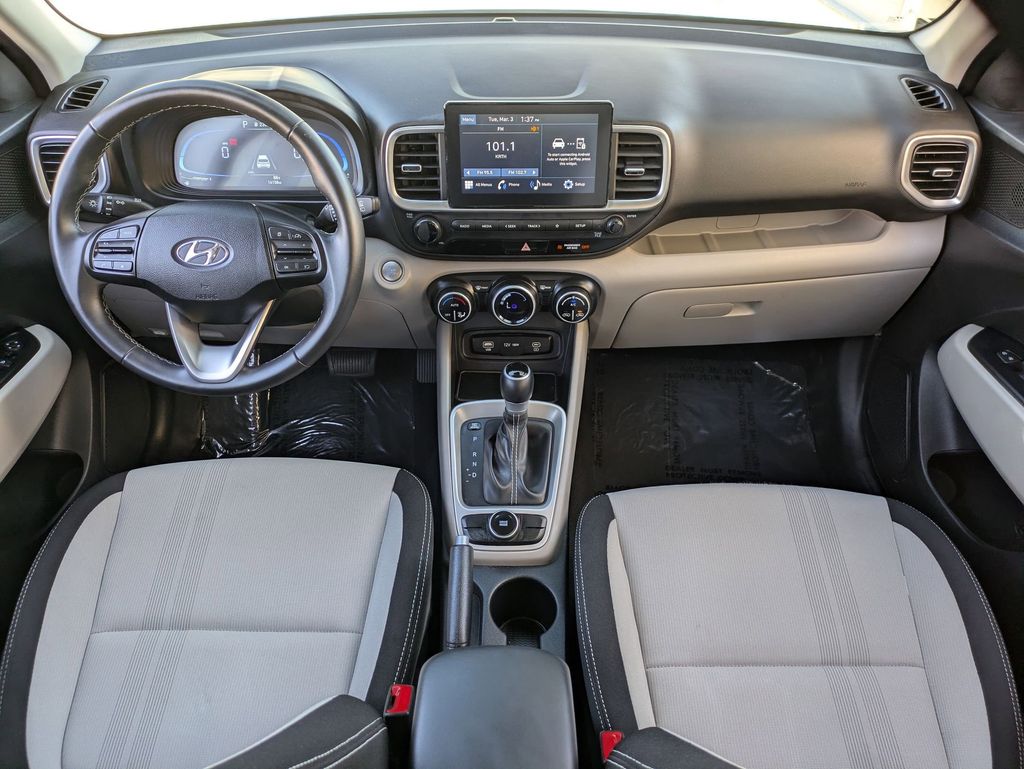 Thumbnail: 2025 Hyundai Venue - 25