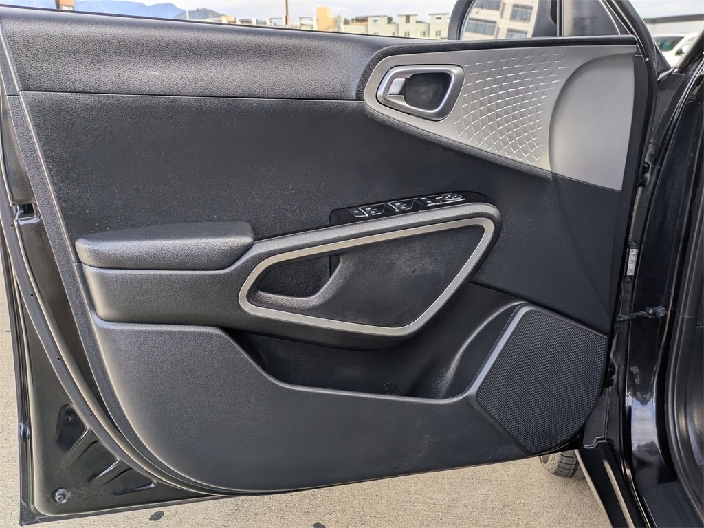 Thumbnail: 2024 Kia Soul - 11