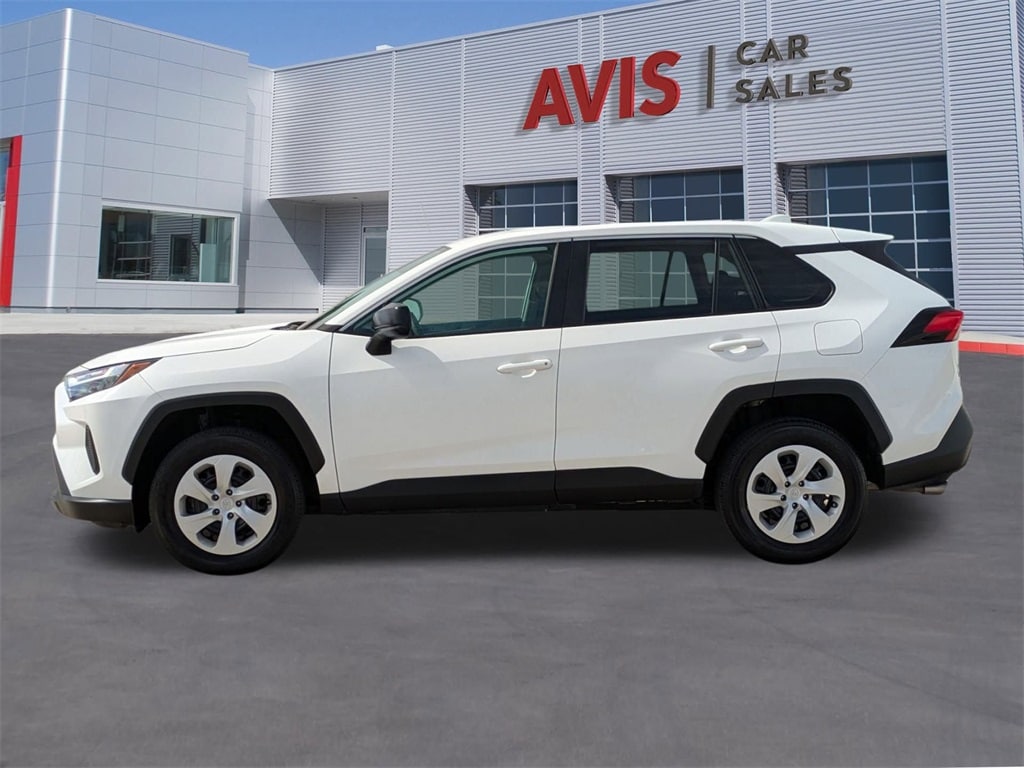 Thumbnail: 2024 Toyota RAV4 - 10