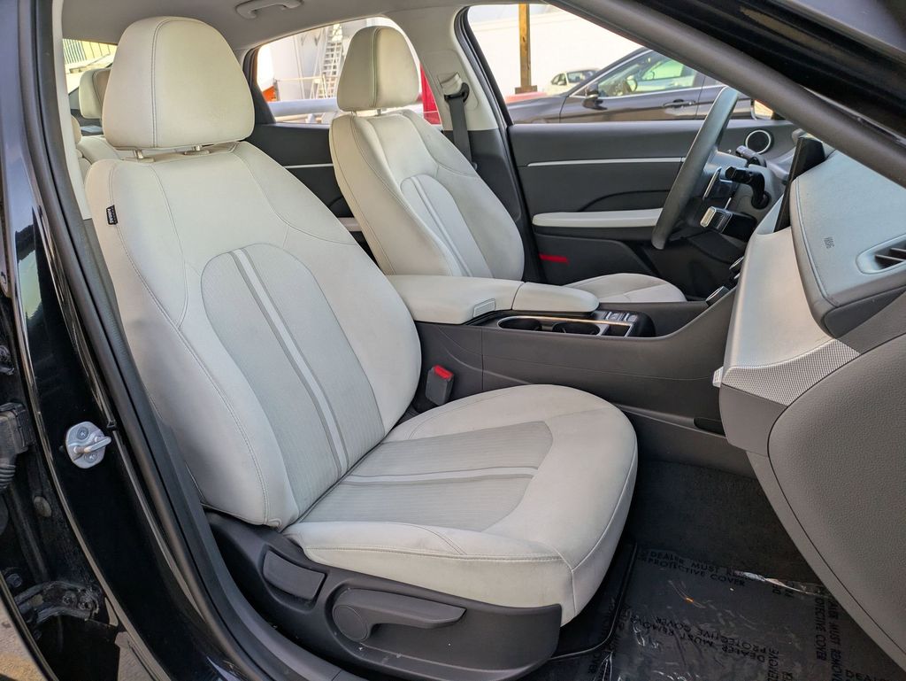 Thumbnail: 2025 Hyundai Sonata - 28