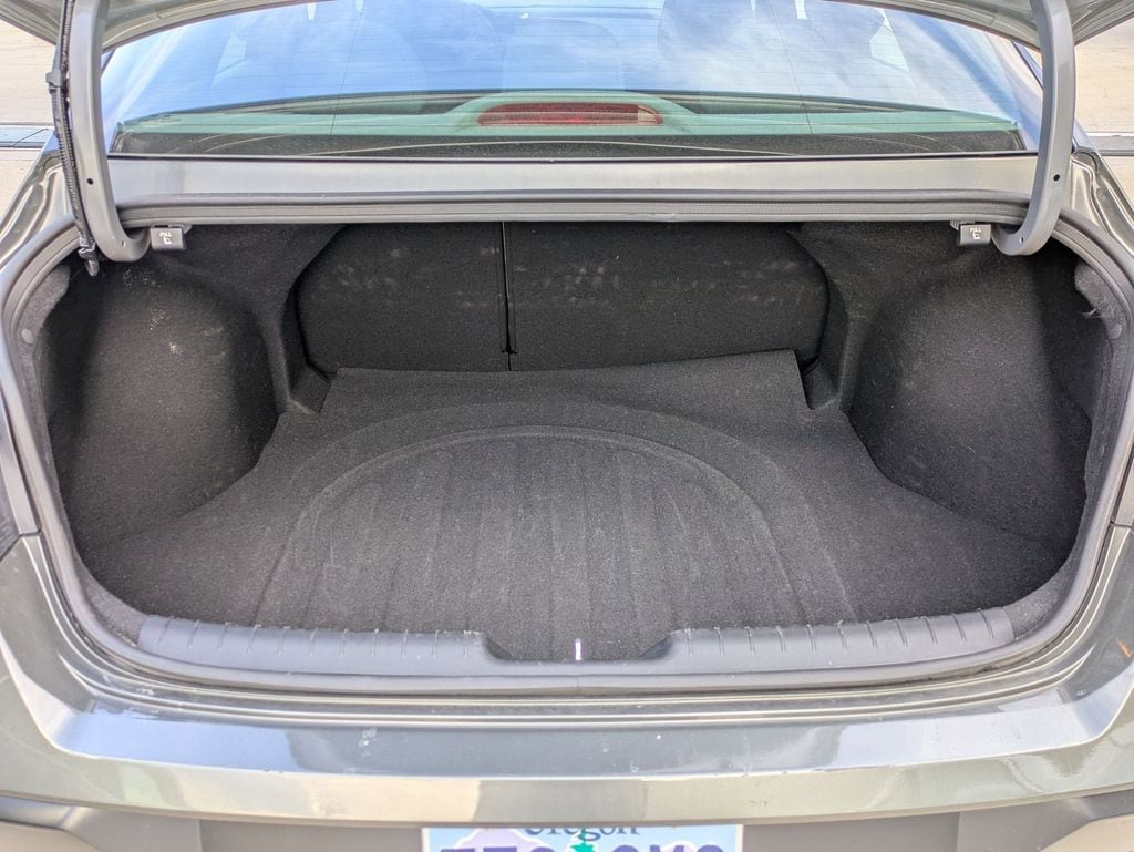 Thumbnail: 2025 Hyundai Elantra - 26