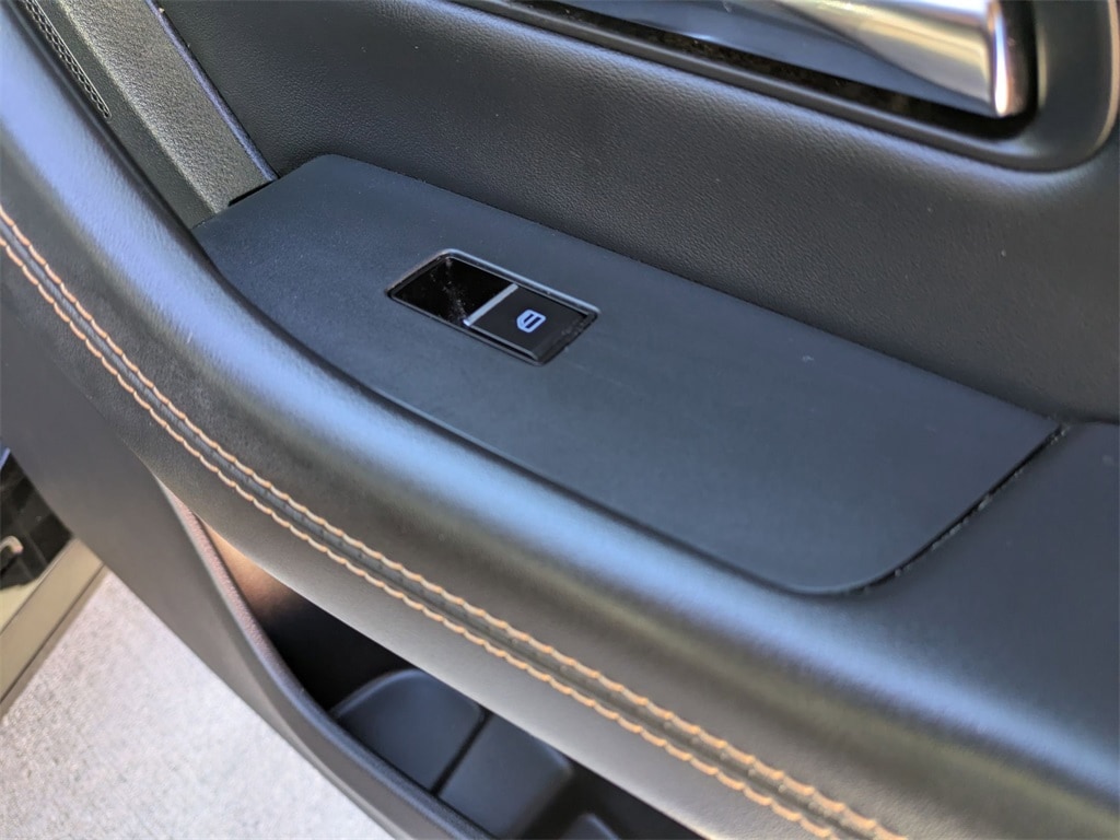 Thumbnail: 2025 Mazda CX-70 - 35