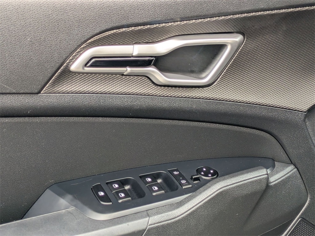 Thumbnail: 2023 Kia Sportage - 13