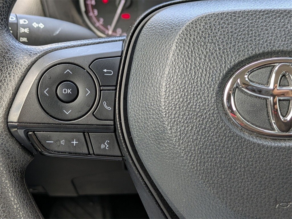 Thumbnail: 2024 Toyota RAV4 - 20